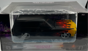 1:24 BLACK W/FLAMES HJ PANELVAN  PLASTIC LIGHT UP