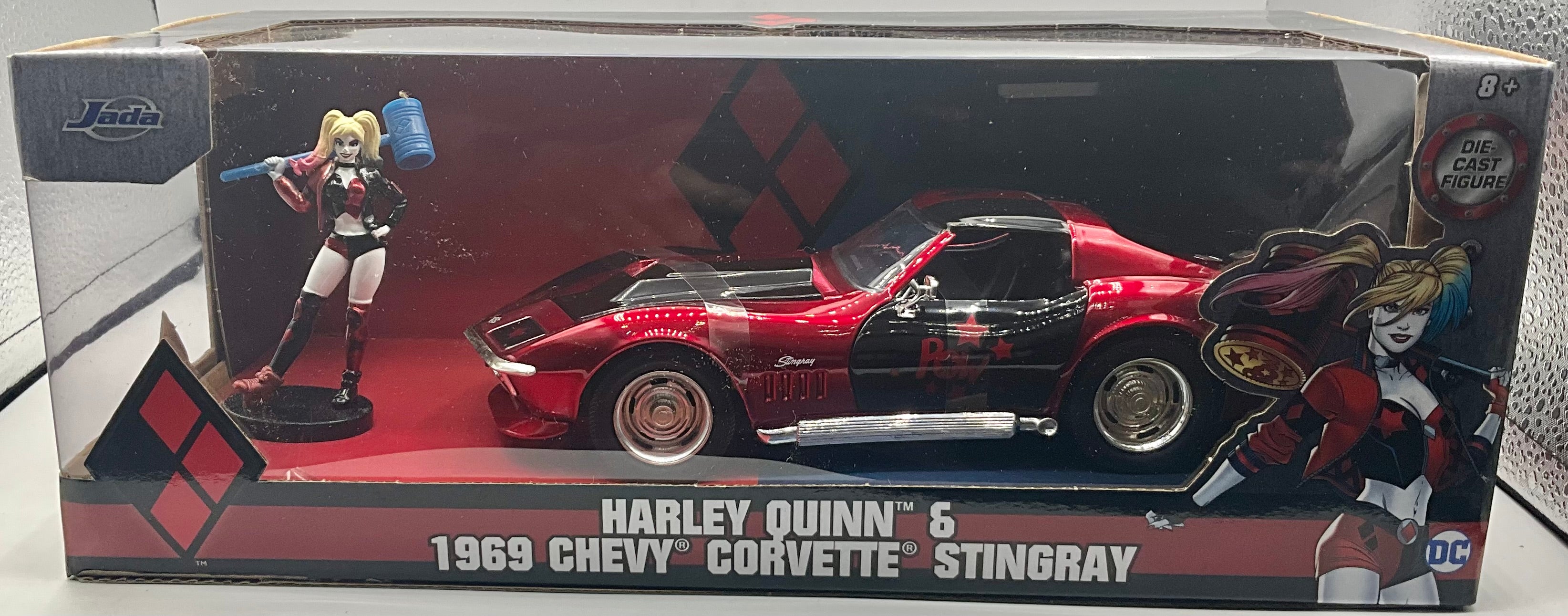 1:24 HARLEY QUINN 1969 CORVETTE