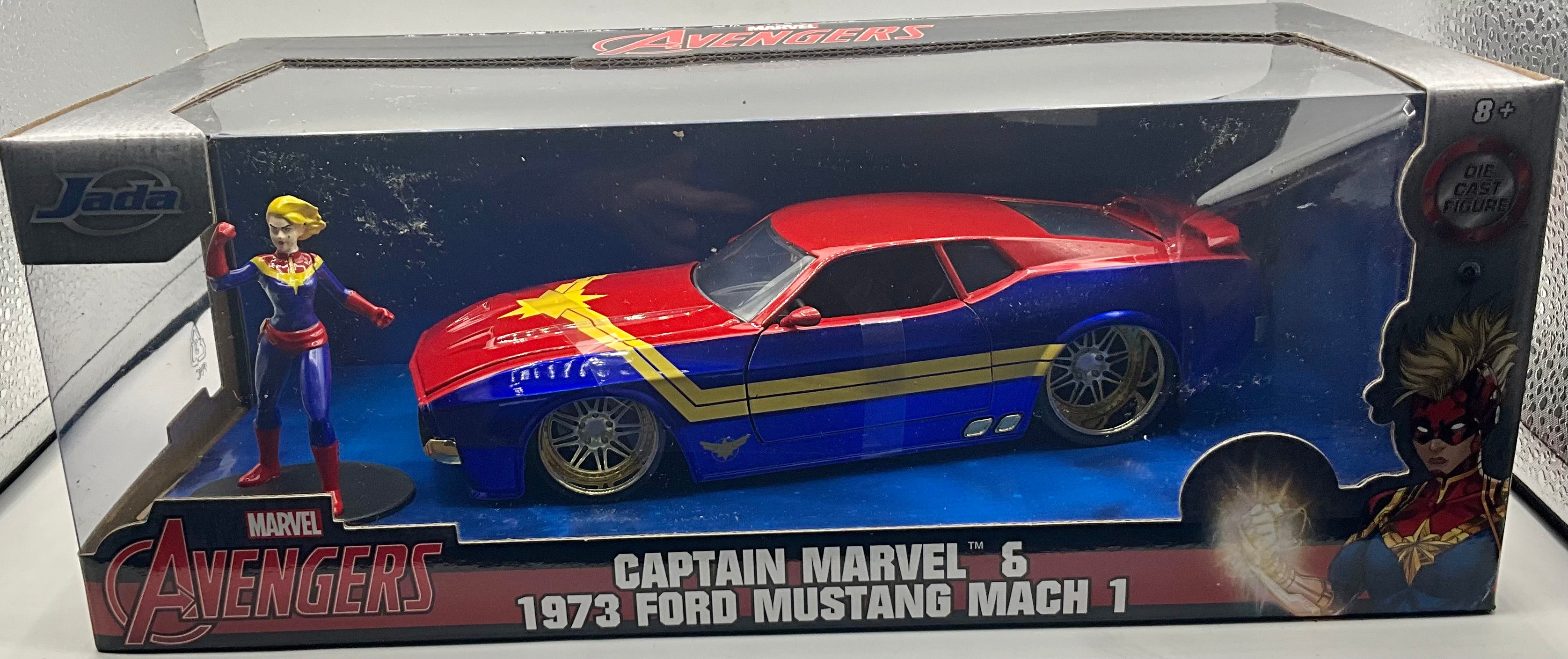 1:24 MARVEL CAPTAIN MARVEL 1973 FORD MUSTANG MACH 1