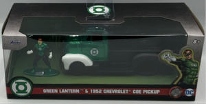 DC 1:32 1952 CHEVROLET COE PICKUP W/GREEN LANTERN