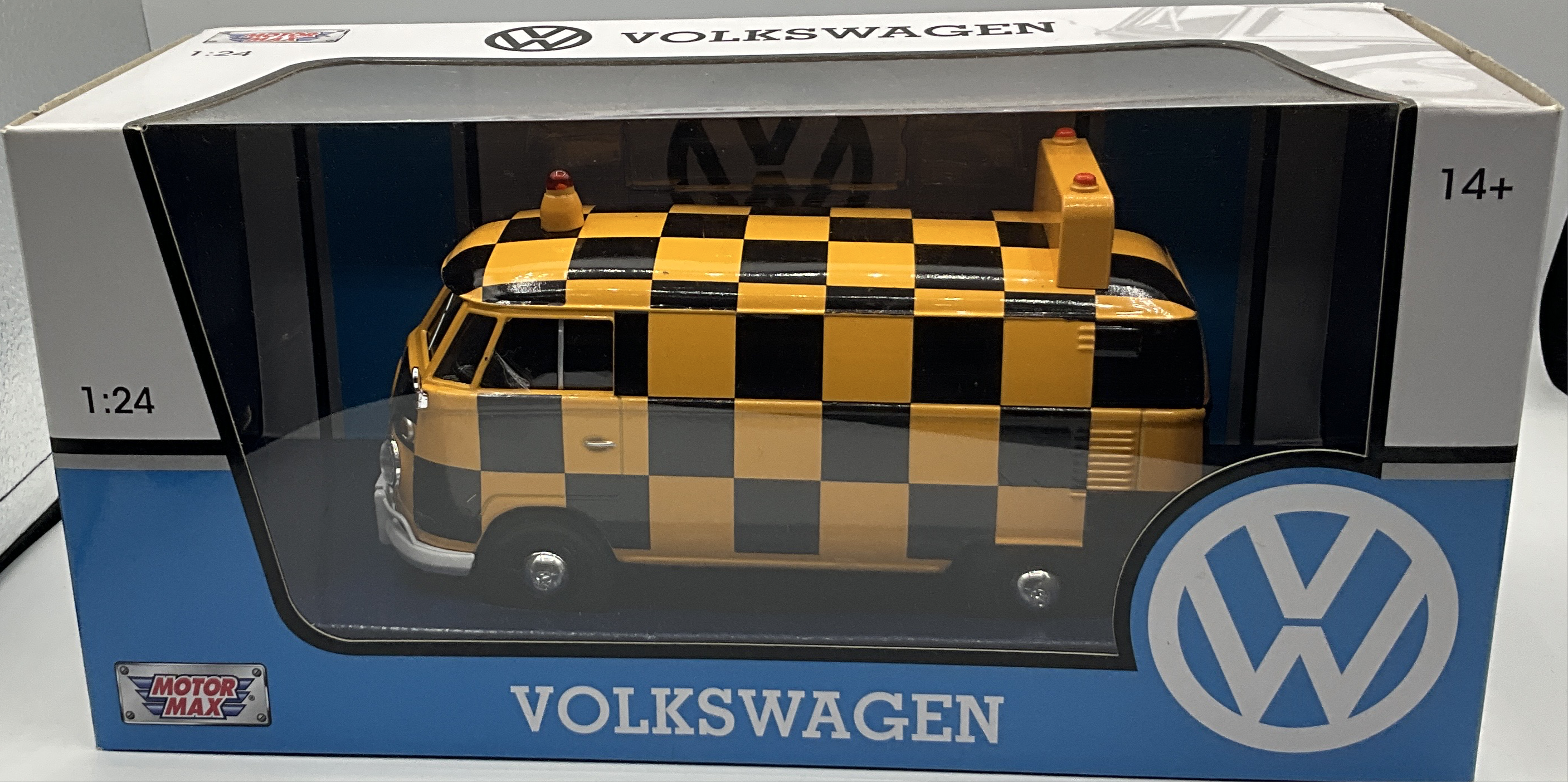 1:24 VW AIRPORT RUNWAY DELIVERY VAN