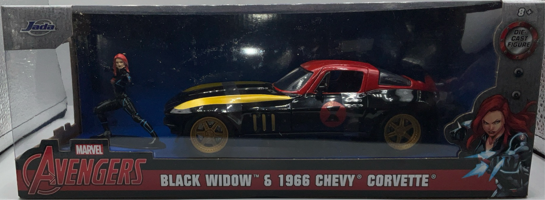 1:24 AVENGERS (COMICS) 1966 CHEVY CORVETTE W/BLACK WIDOW