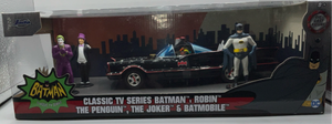 1:24 BATMOBILE WITH THE PENGUIN,JOKER;ROBIN AND BATMAN