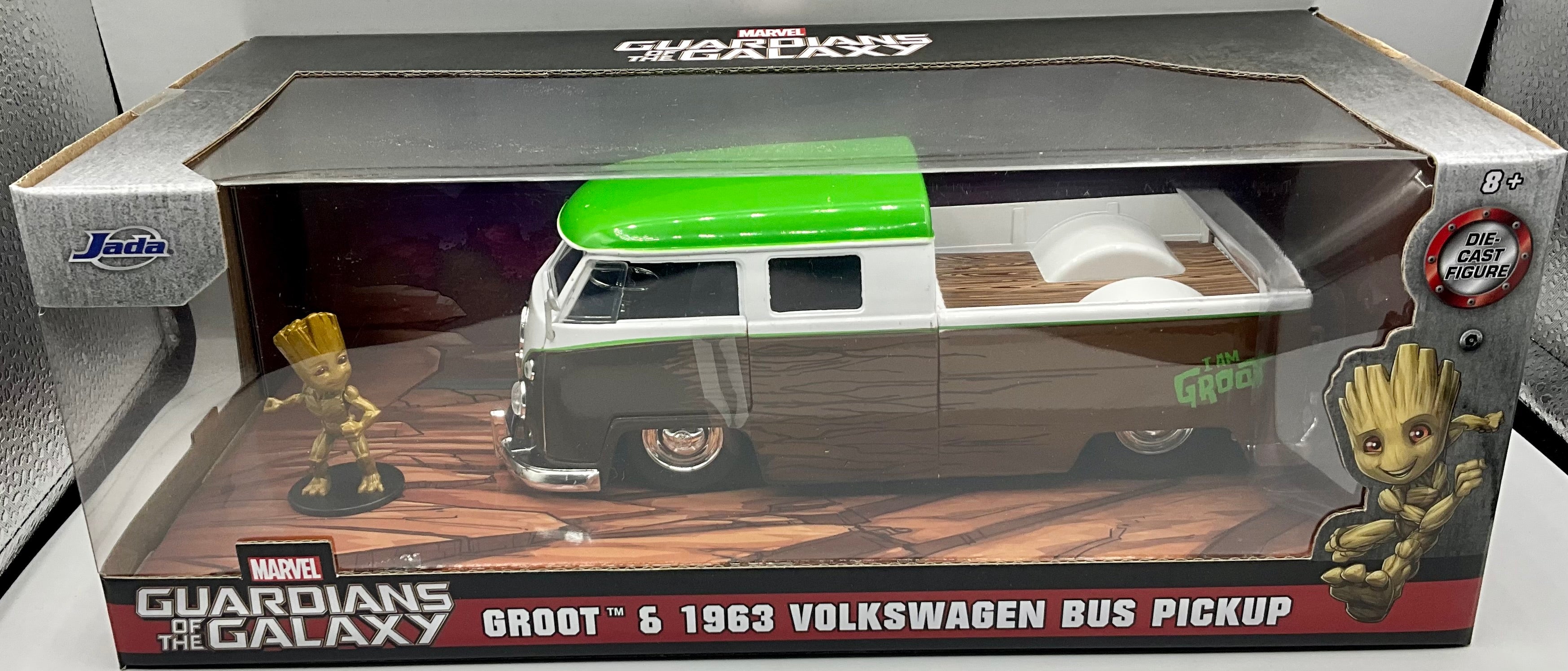 1:24 MARVEL 1963 VW BUS W/GROOT