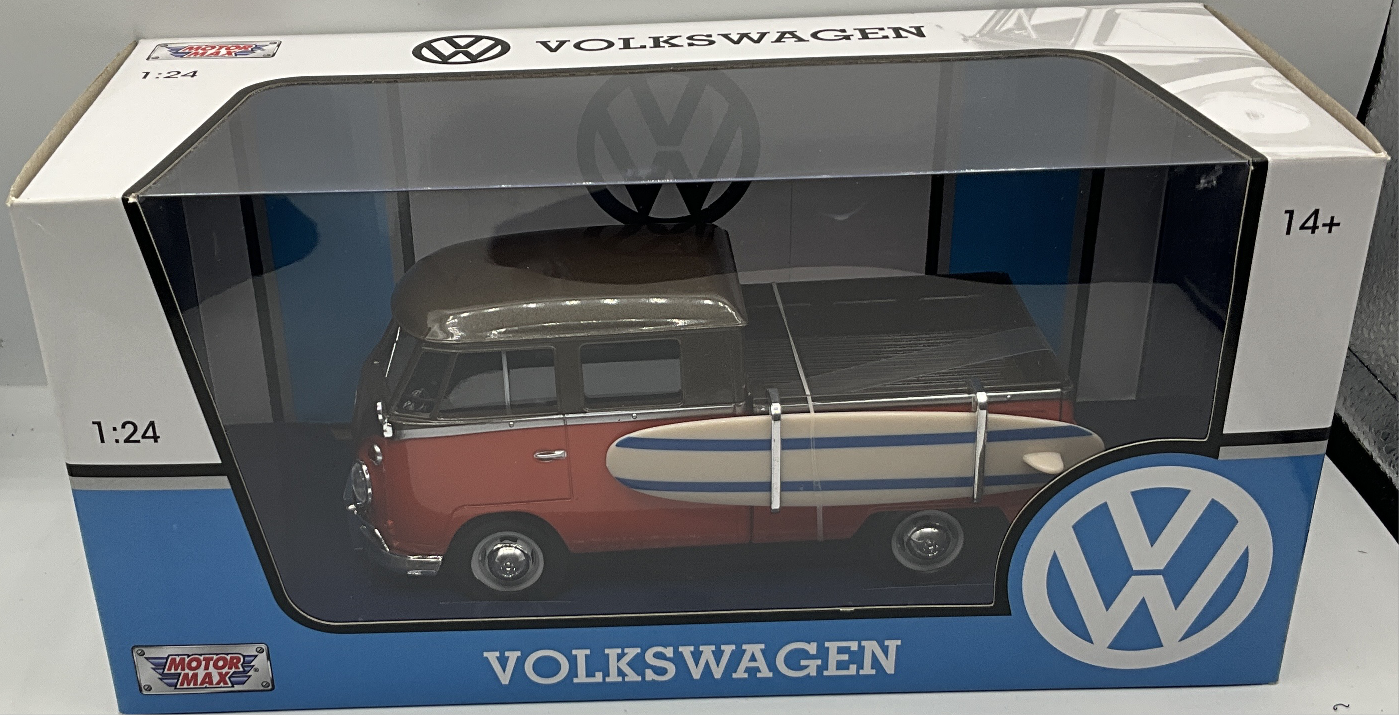 1:24 VW BROWN N RED SURF
