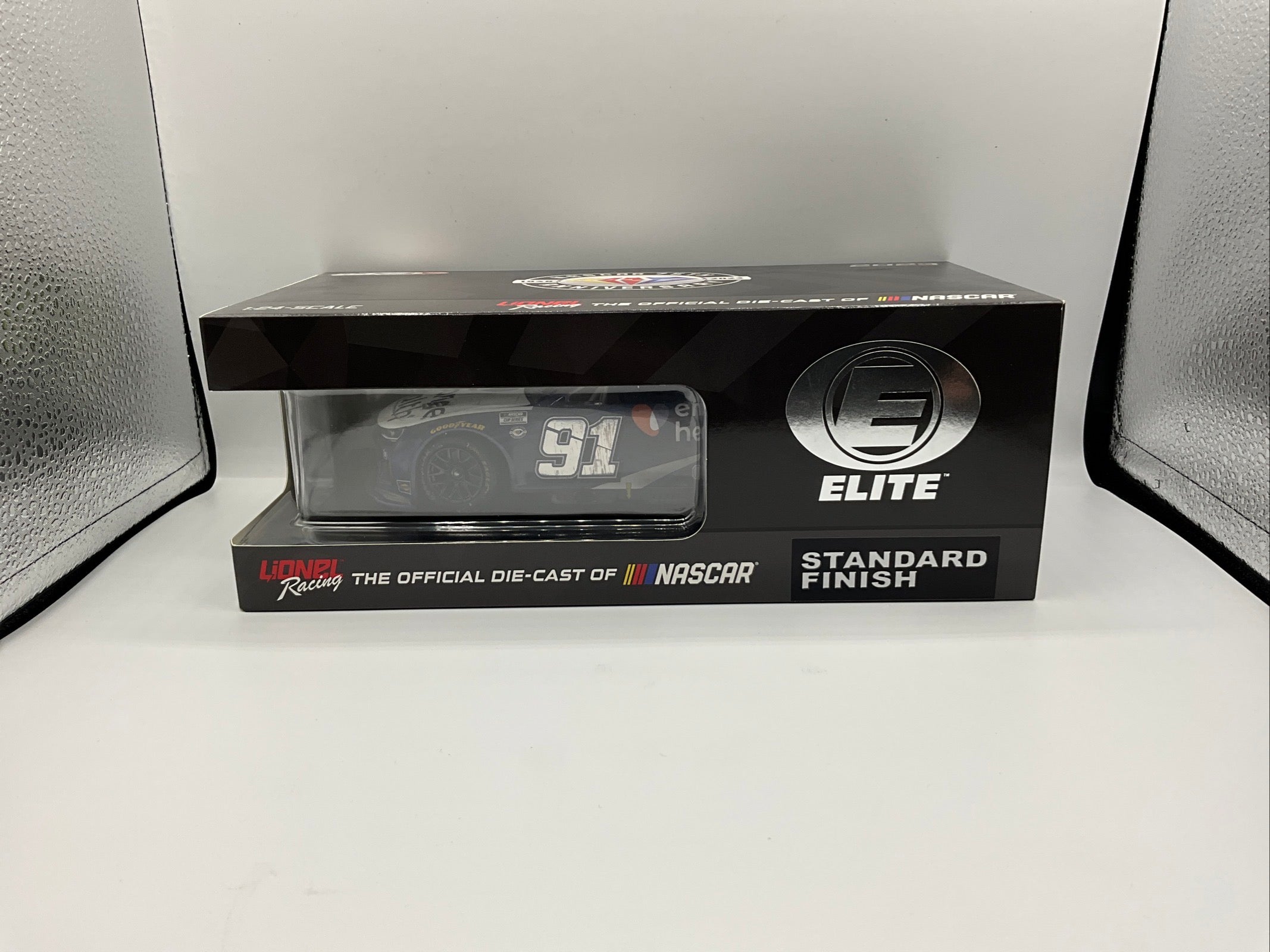 DIECAST 1:24 ELITE SHANE VAN GISBERGEN 1 OUT OF 1313