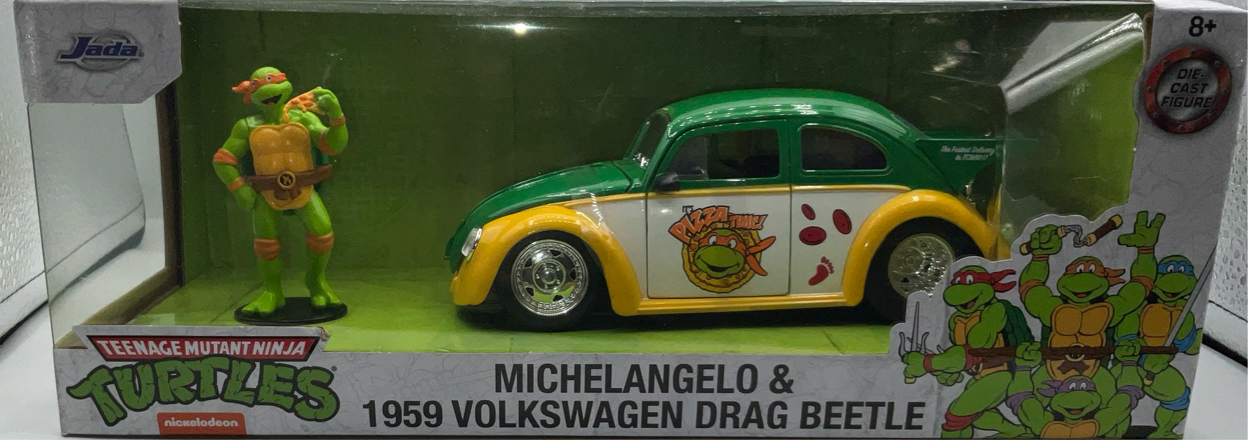 1:24 TMNT (TV’87’) 1956 VW DRAG BEETLE W/MICHELANGELO