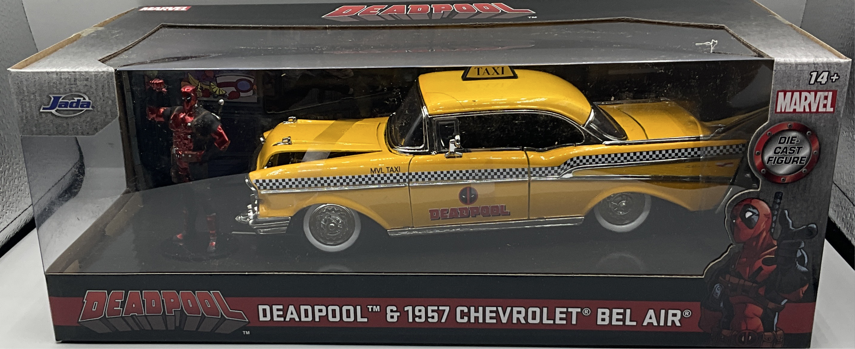 DEADPOOL (COMICS)1:24 1957 CHEVY BEL AIR TAXI W/DEADPOOL