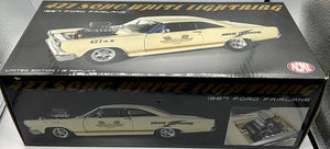 1:18 1967 FORD FAIRLANE 427 SOHC WHITE LIGHTNING 1 OUT OF 552
