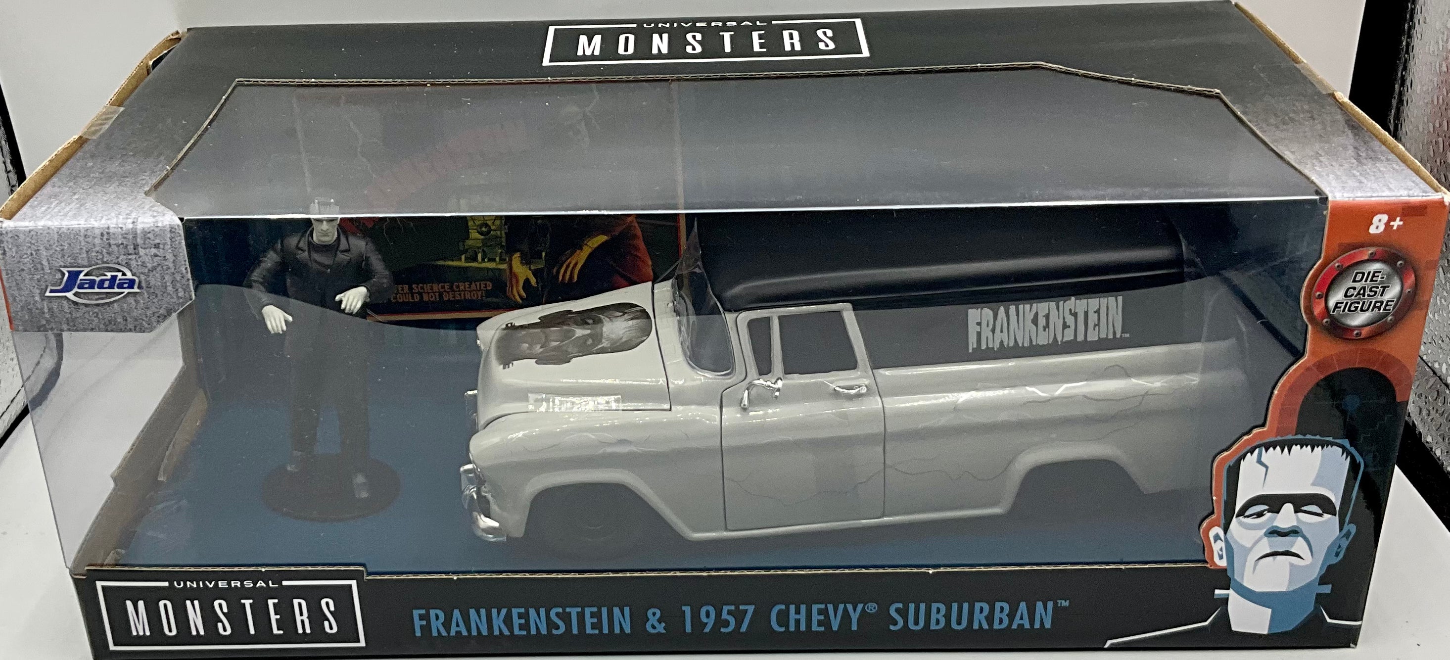 1:24 FRANKENSTEIN &1957 CHEVY SUBURBAN