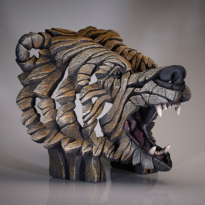 Edge Sculpture - Grizzly Bear